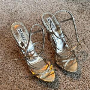 Badgley Mischka Gold Strappy Heels – Women’s 9.5
